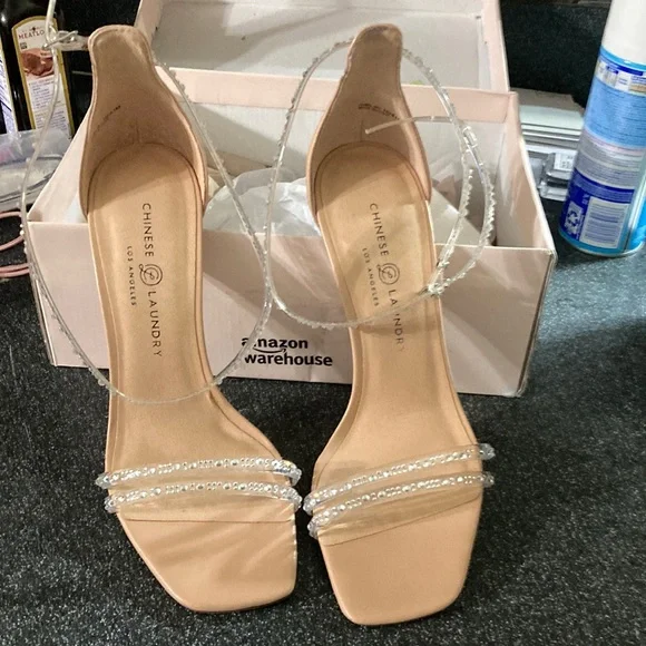 Chinese Laundry Women's January Heeled Sandal Size 10